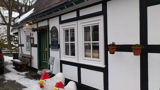 Cafe Backes