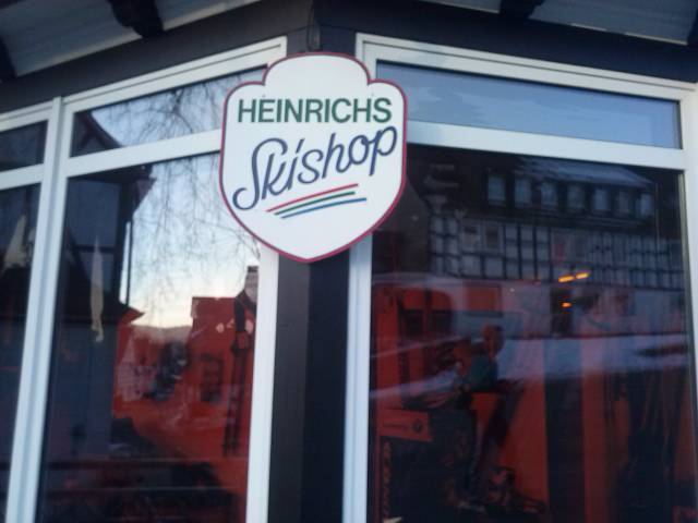 Heinrichs Skishop